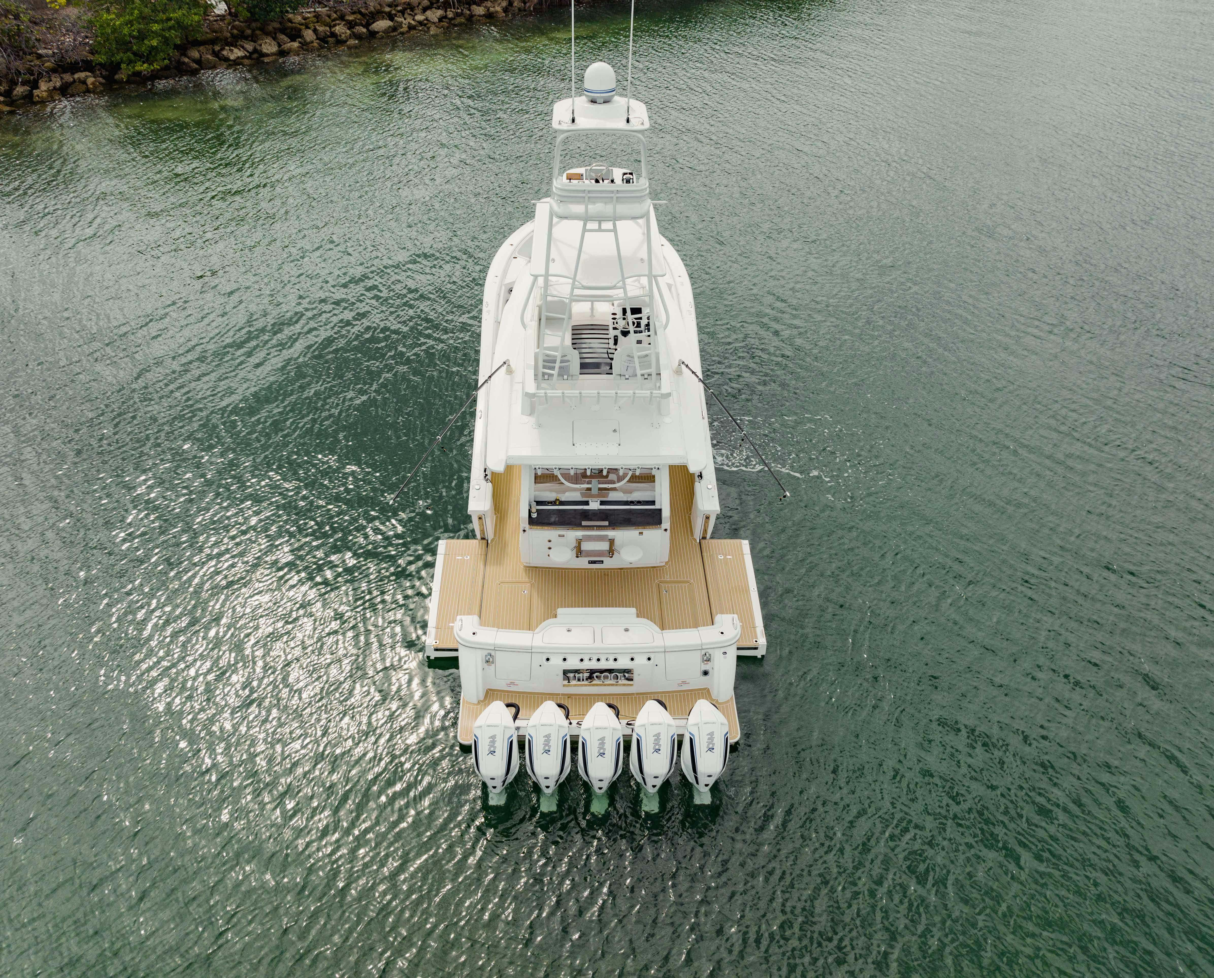 53 ft yacht